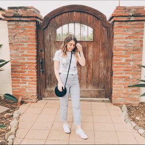 Meet your Posher, Ally